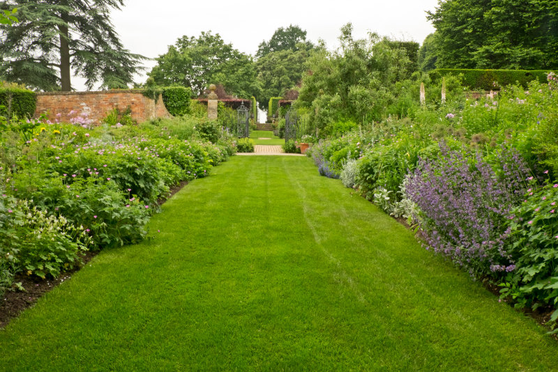 herbaceous perennial borders Hidcote Manor Garden