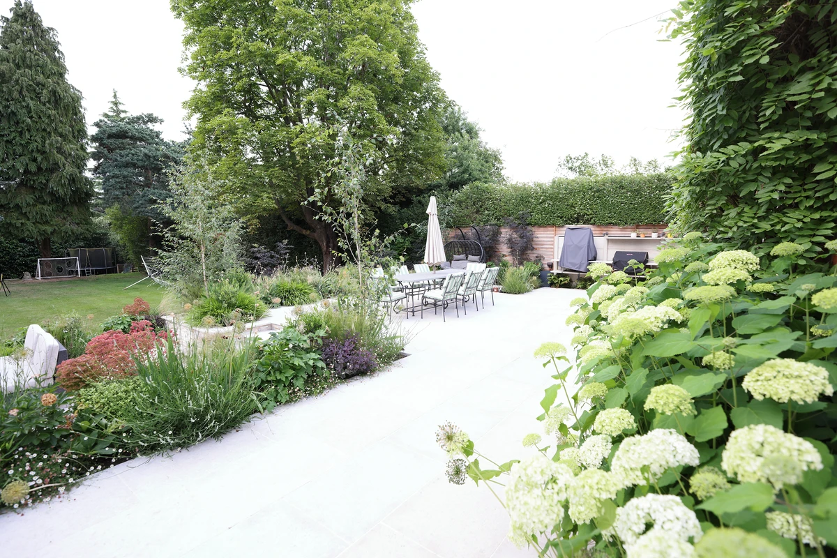 Beautiful limestone terrace with outdoor kitchen